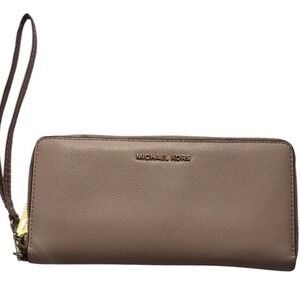 Michael‎ Kors Jet Set Travel Continental Wristlet Wallet Pink Saffiano Leather
